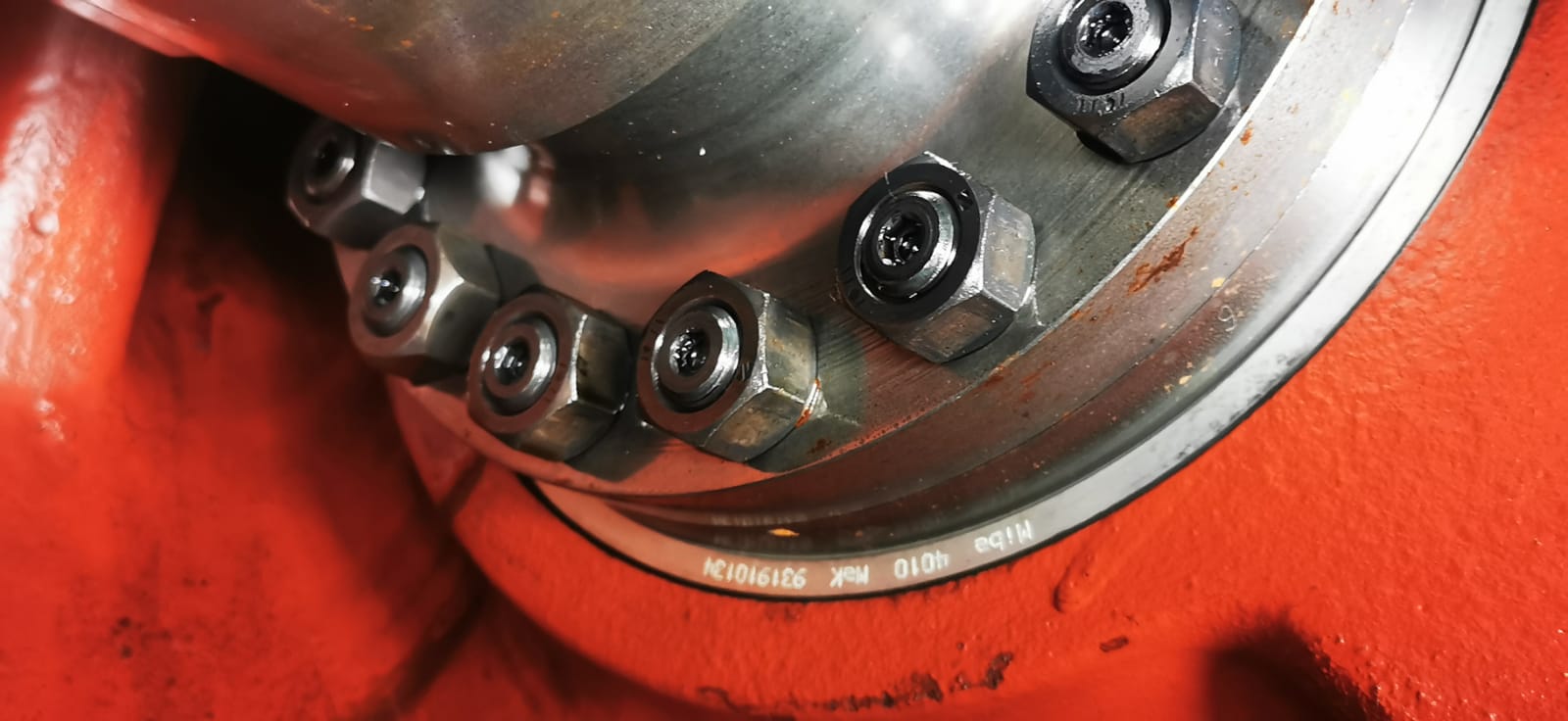 MAK 8M 32 CAMSHAFT